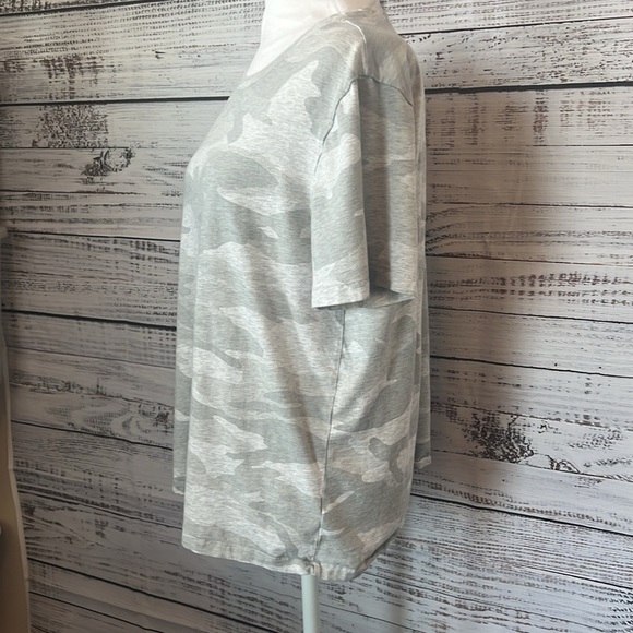 SPLENDID- WOMENS SHORT SLEEVE T-SHIRT - Picture 3 of 10